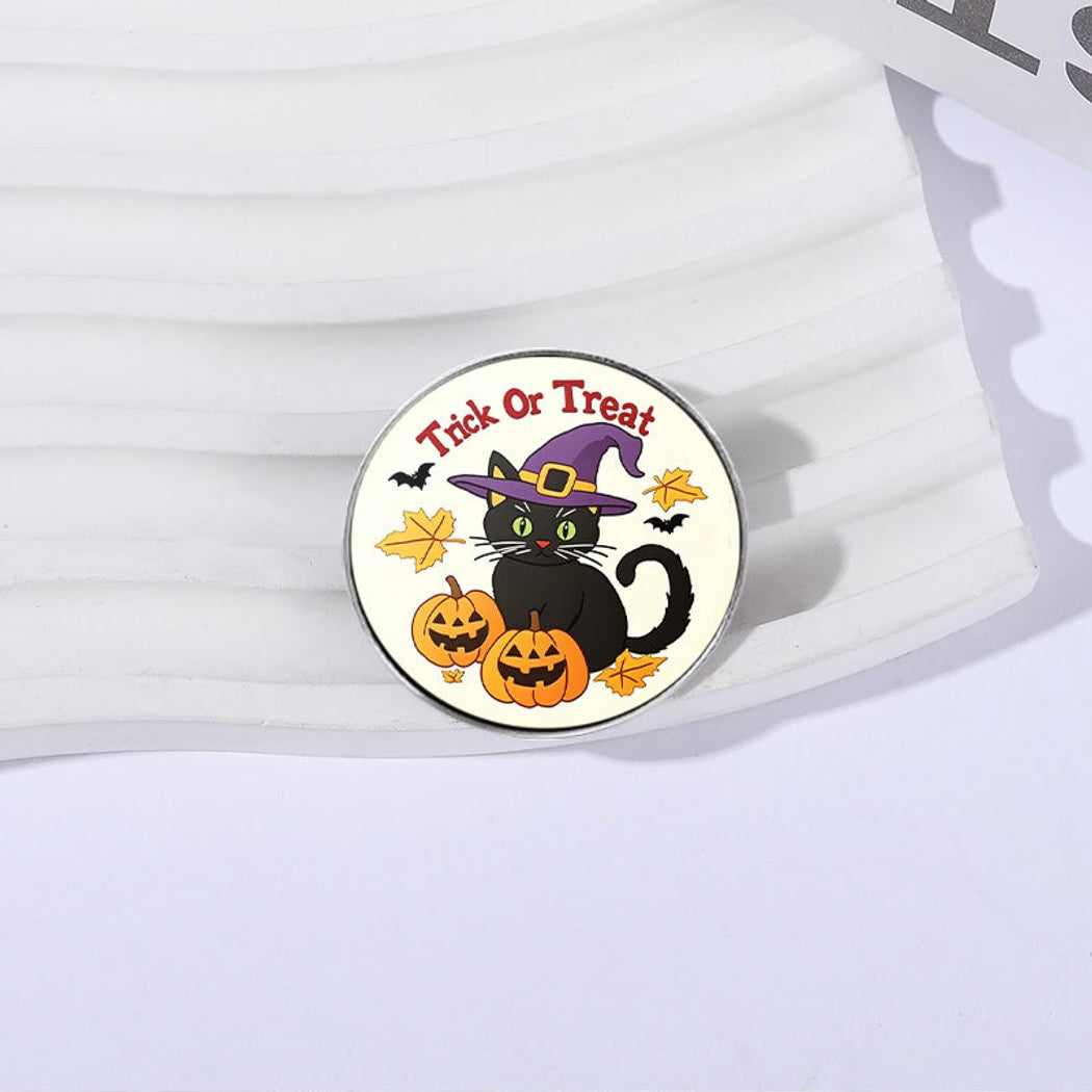 Pinori - Playful Cat Pumpkin Graphic Pin Brooch