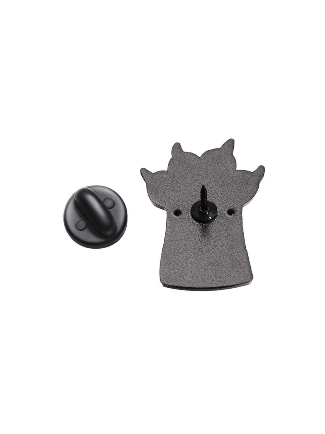 Pinori animal paw brooch in a gift box with soft padding