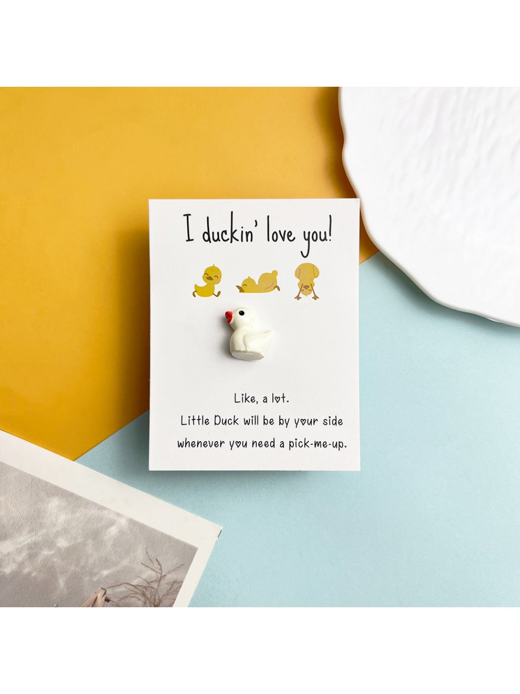 Taphug resin duck pocket hug card in a gift box with decorative packaging
