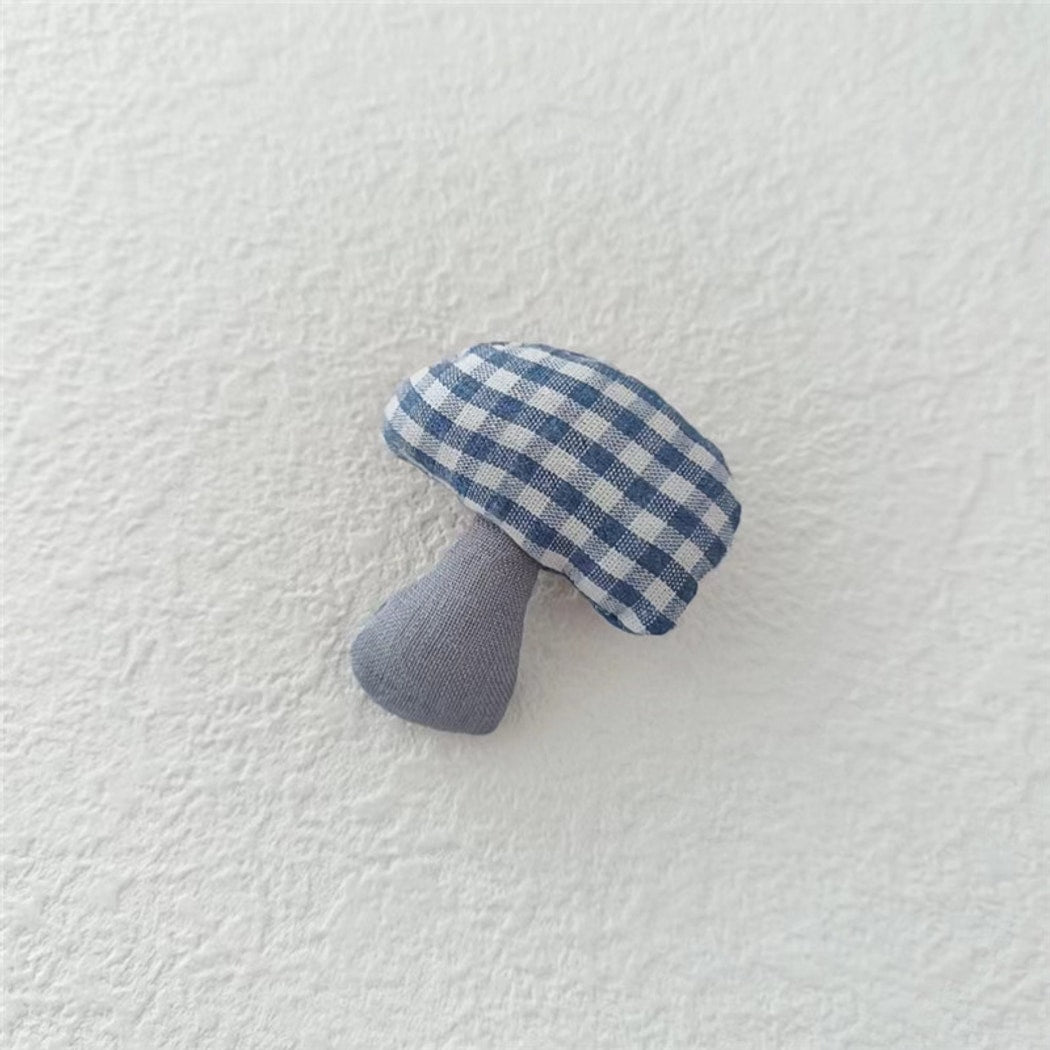 Pinori - Checked Pattern Mushroom Shape Pin