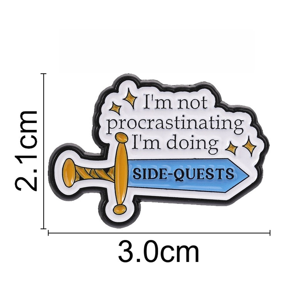 Pinori - Letter Quote Geometric Line Detail Brooch