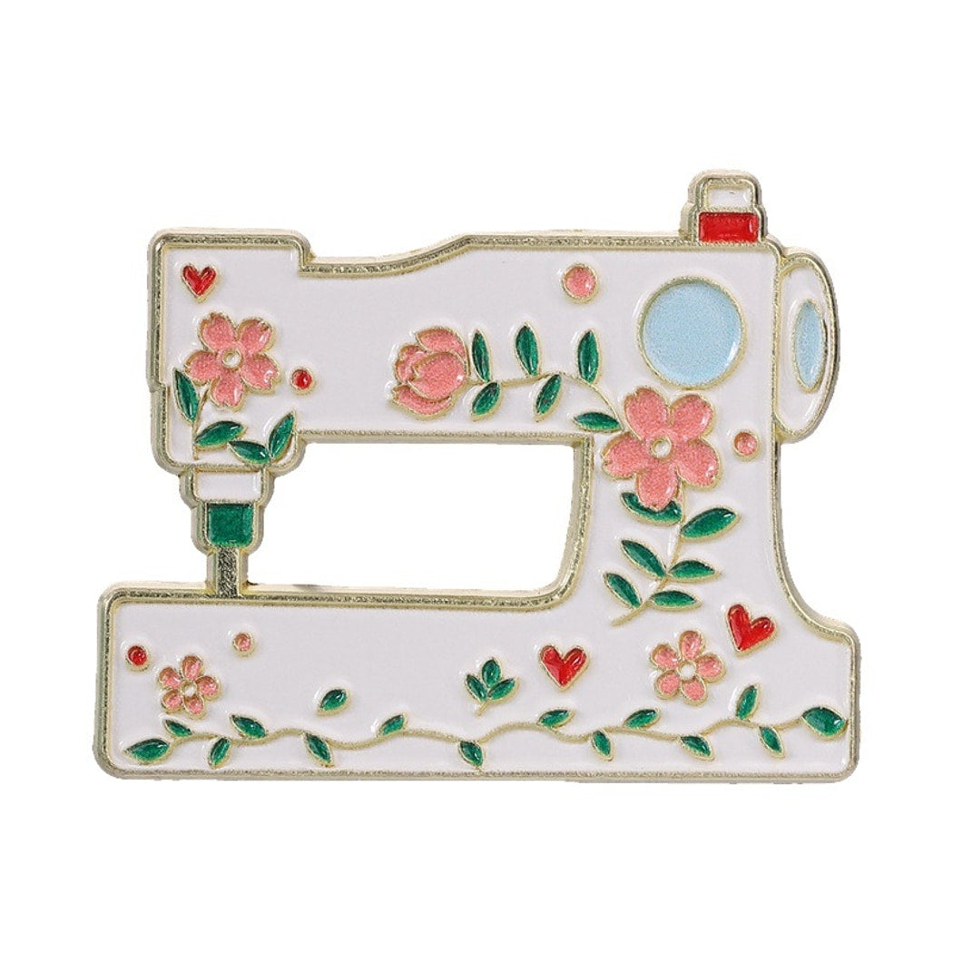 Pinori - Retro Black and White Sewing Machine Brooch
