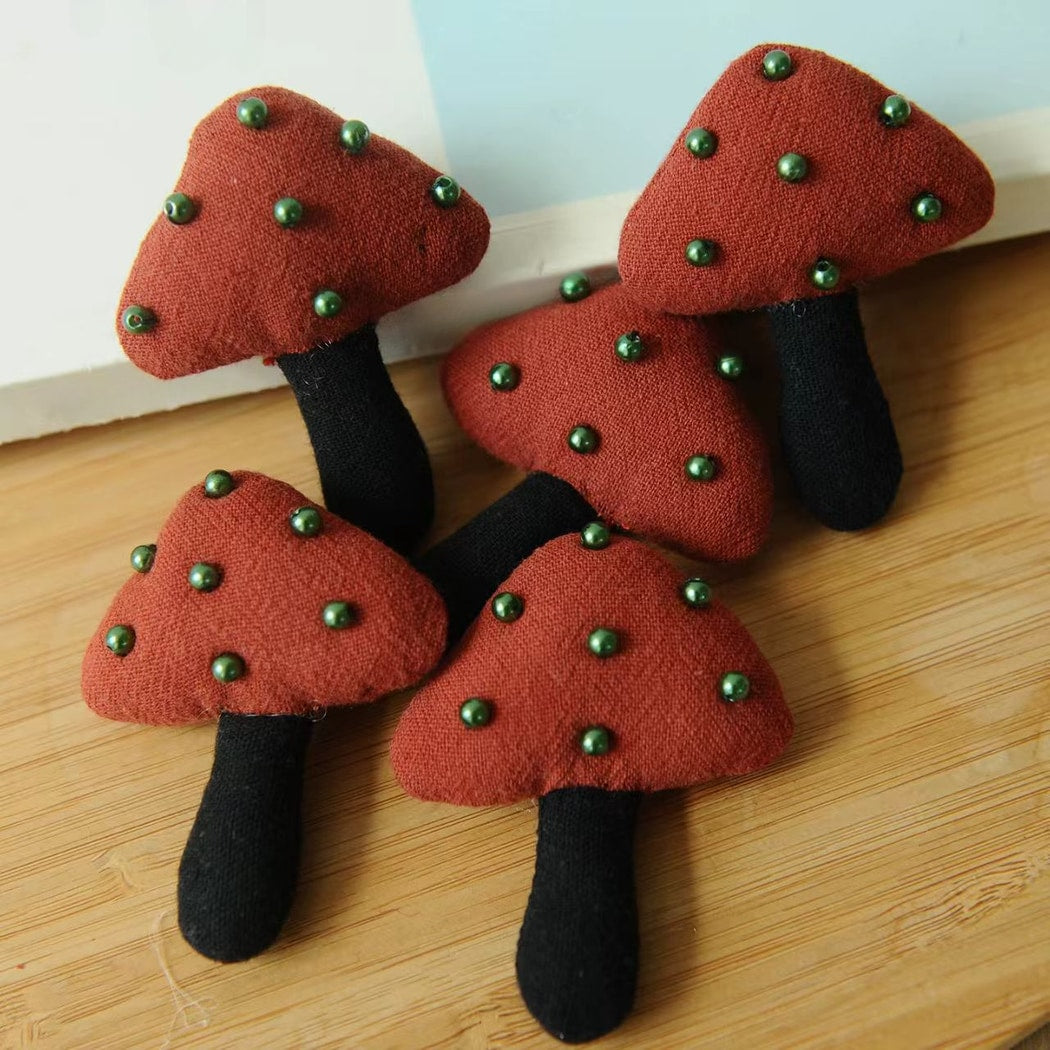 Pinori - Cute Red Mushroom Shaped Pin