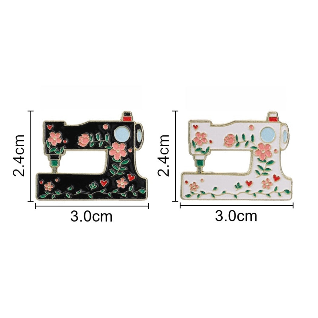 Pinori - Retro Black and White Sewing Machine Brooch