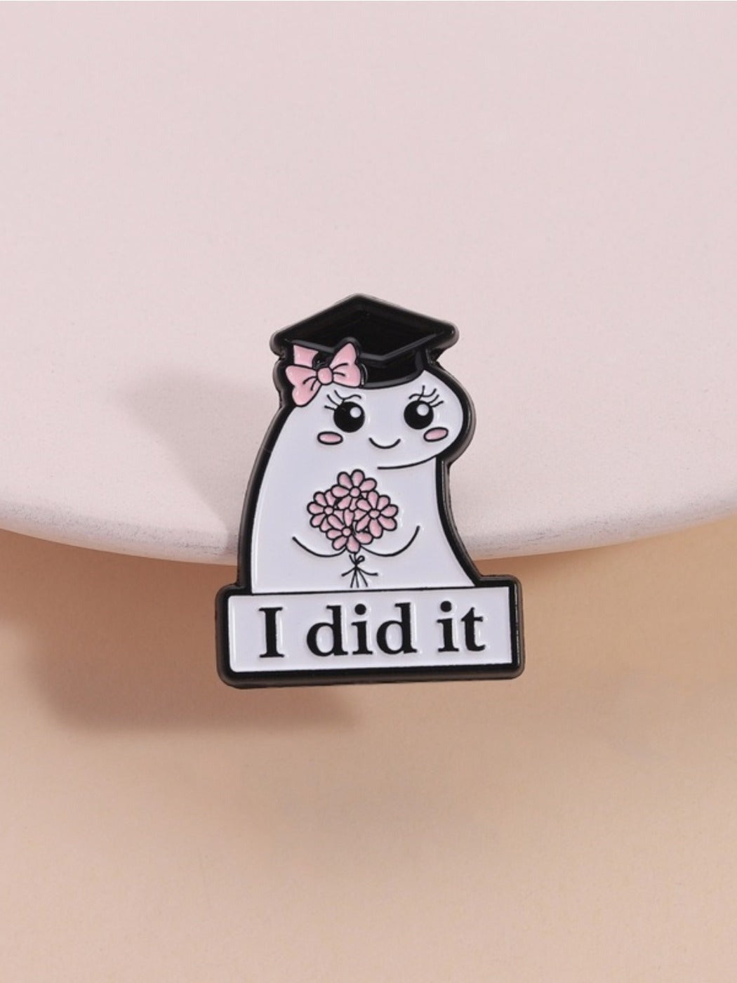 Pinori - Inspirational Ghost Brooch