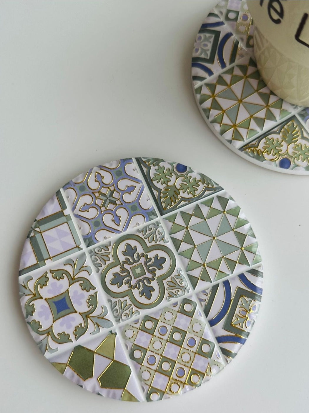 Thimara - Round Retro Style Ceramic Coasters  Gold Foil Embossed