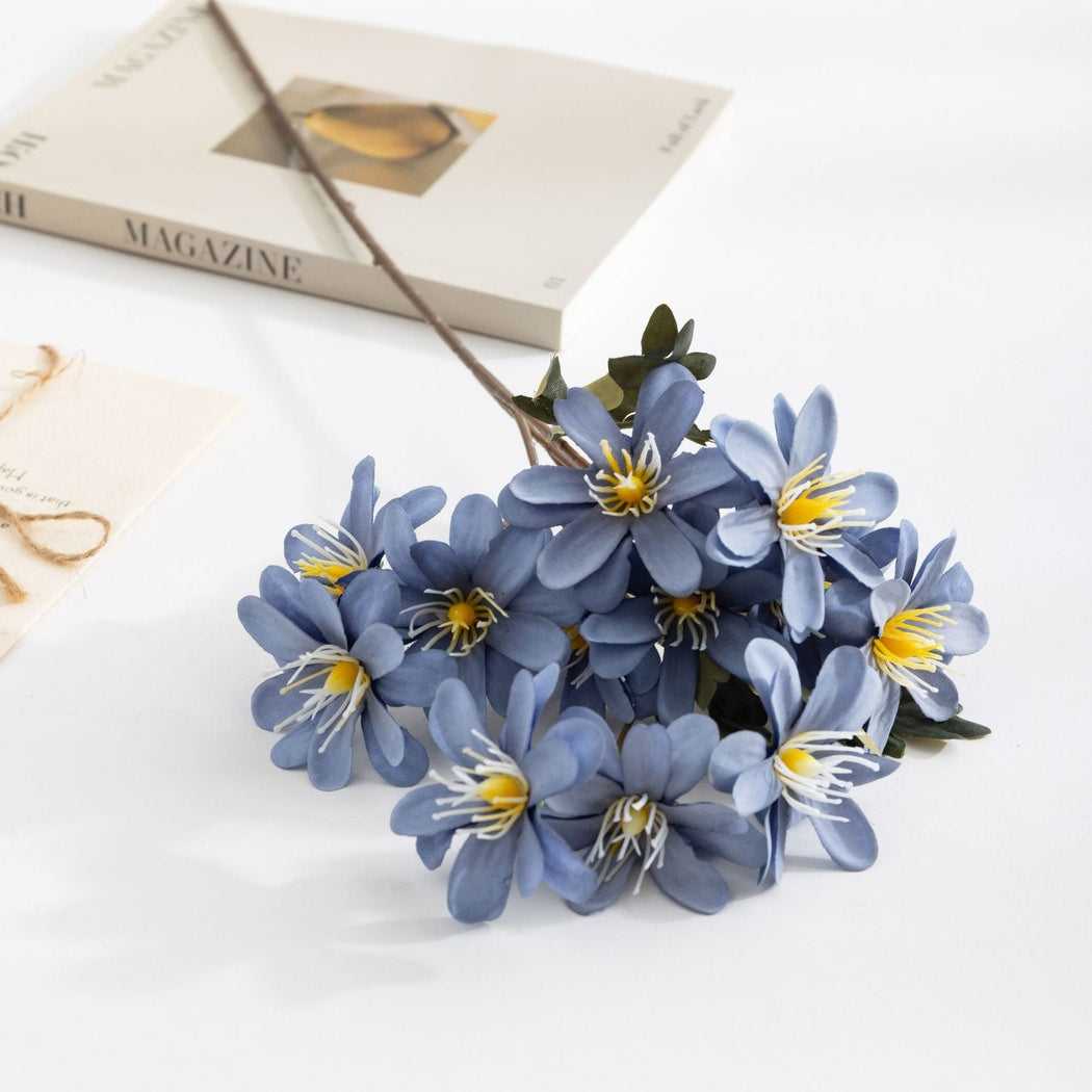 Roselle - Minimalist Decorative Daisy Artificial Flower