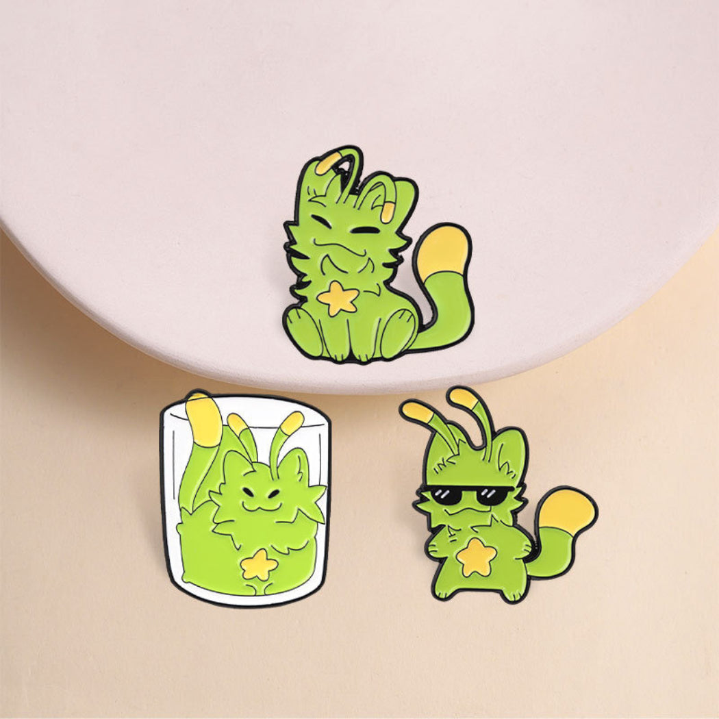 Pinori Green Cat Enamel Pin Set