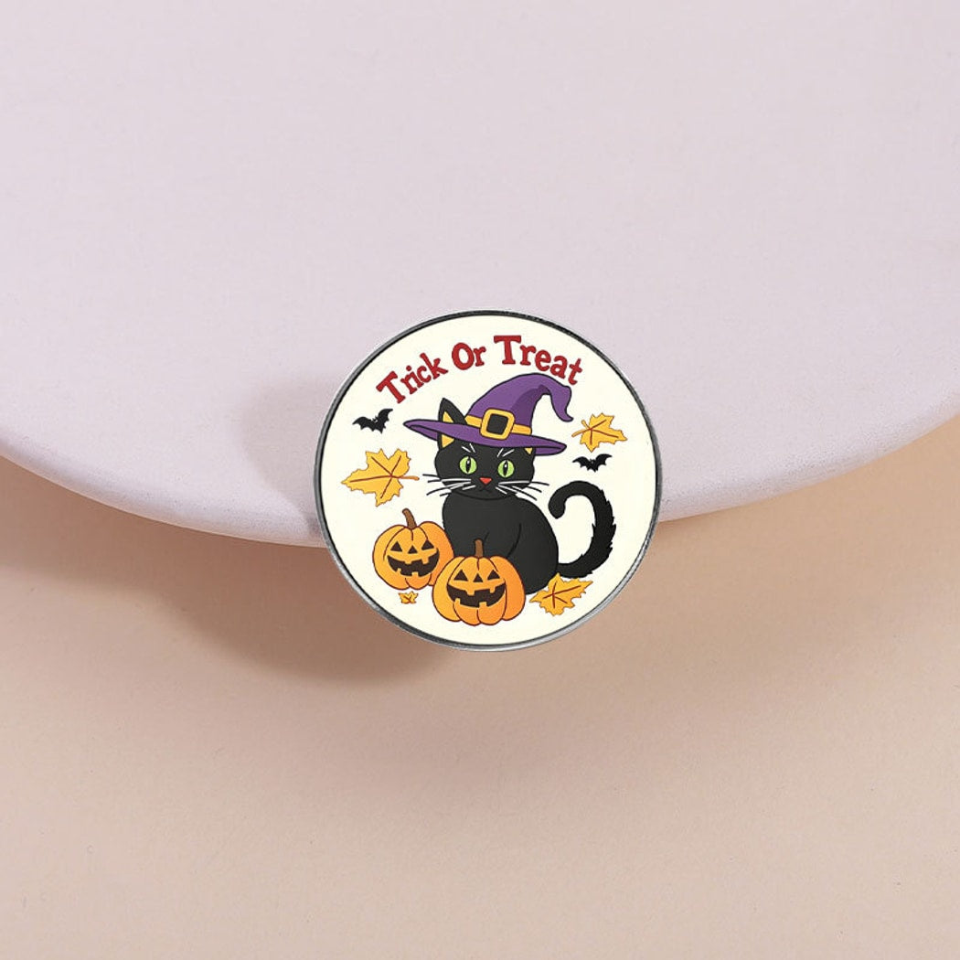 Pinori - Playful Cat Pumpkin Graphic Pin Brooch