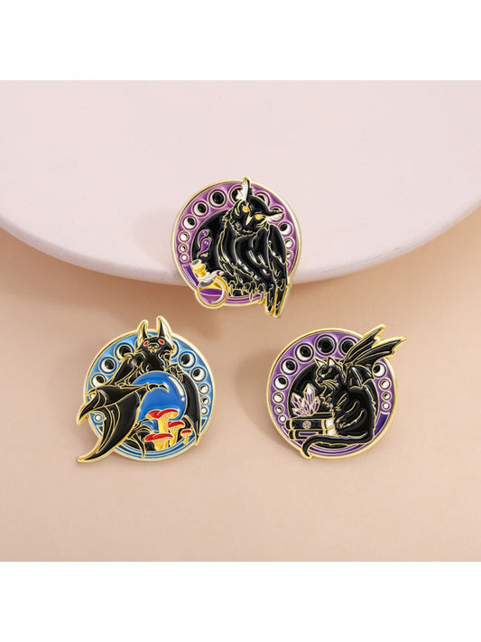 Pinori - Gothic Dark Animal Brooch
