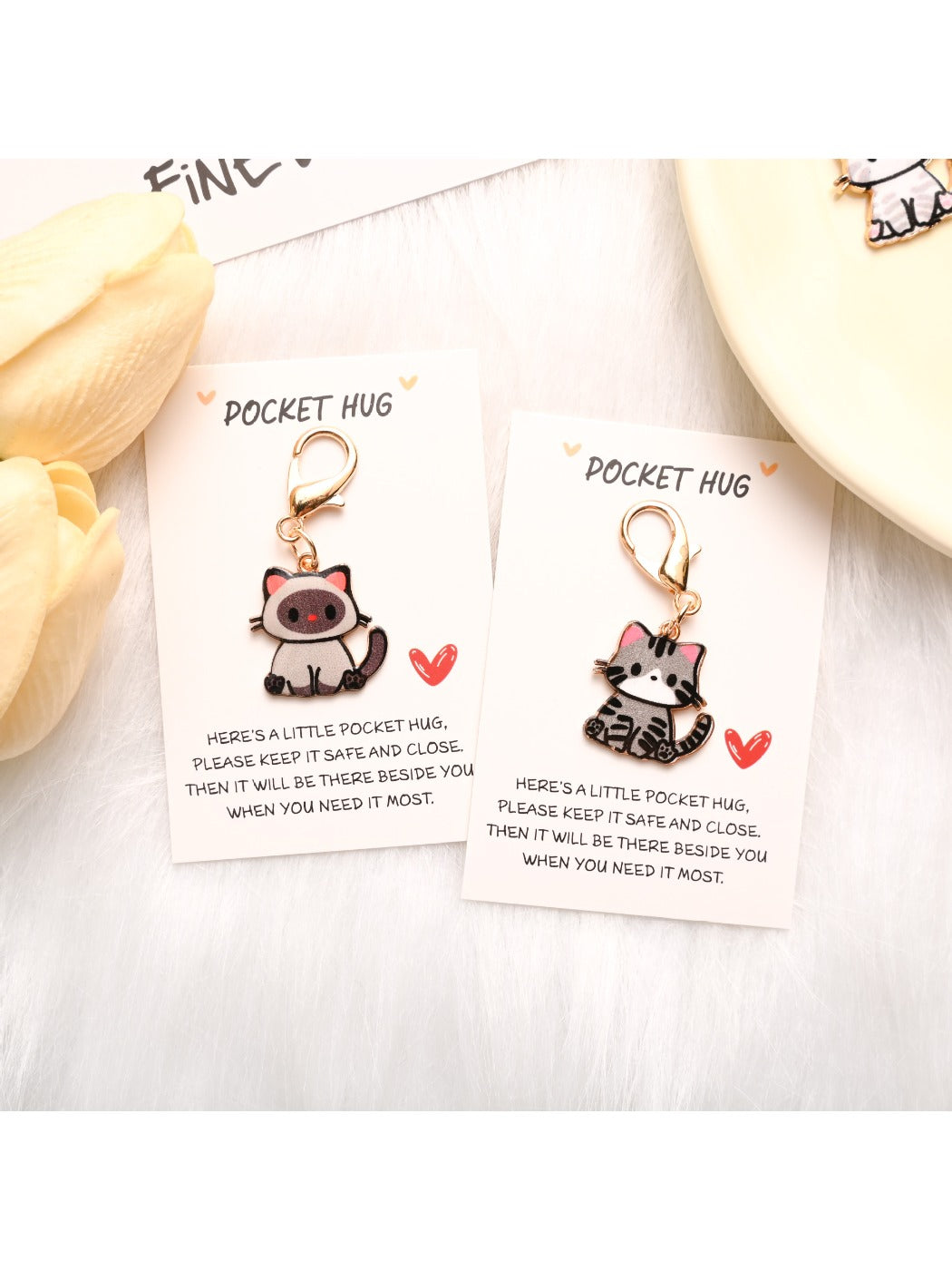 Taphug - Adorable Cartoon Cat Keychain