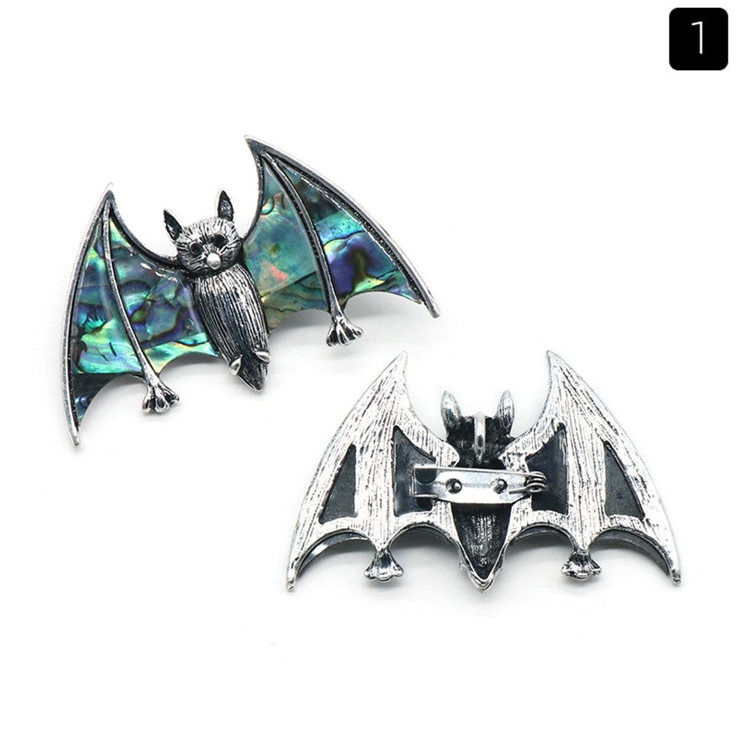 Pinori - Halloween Retro Bat Shape Pin