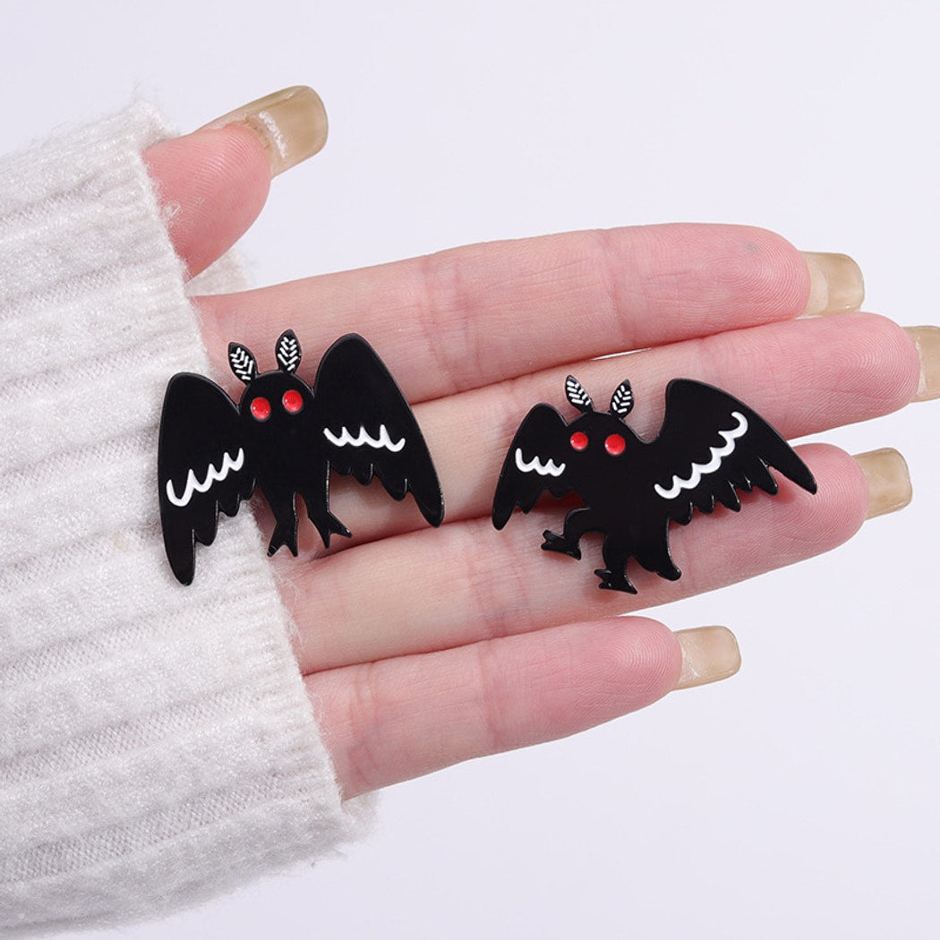 Pinori - Halloween Dark Style Cartoon Bat Shape Pin