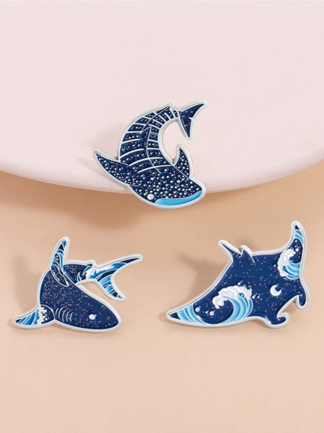 Pinori - Stylish Ocean Theme Brooch