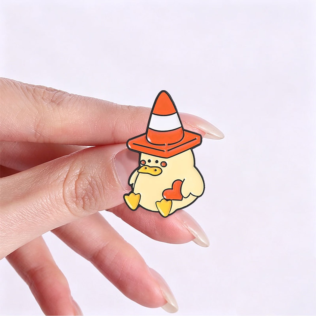 Pinori - Playful Duck Character Enamel Pin