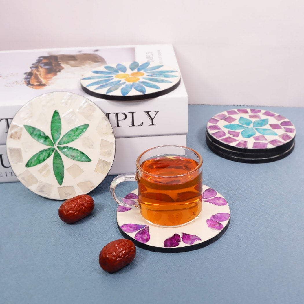 Thimara - Round Floral Pattern Decorative Coaster