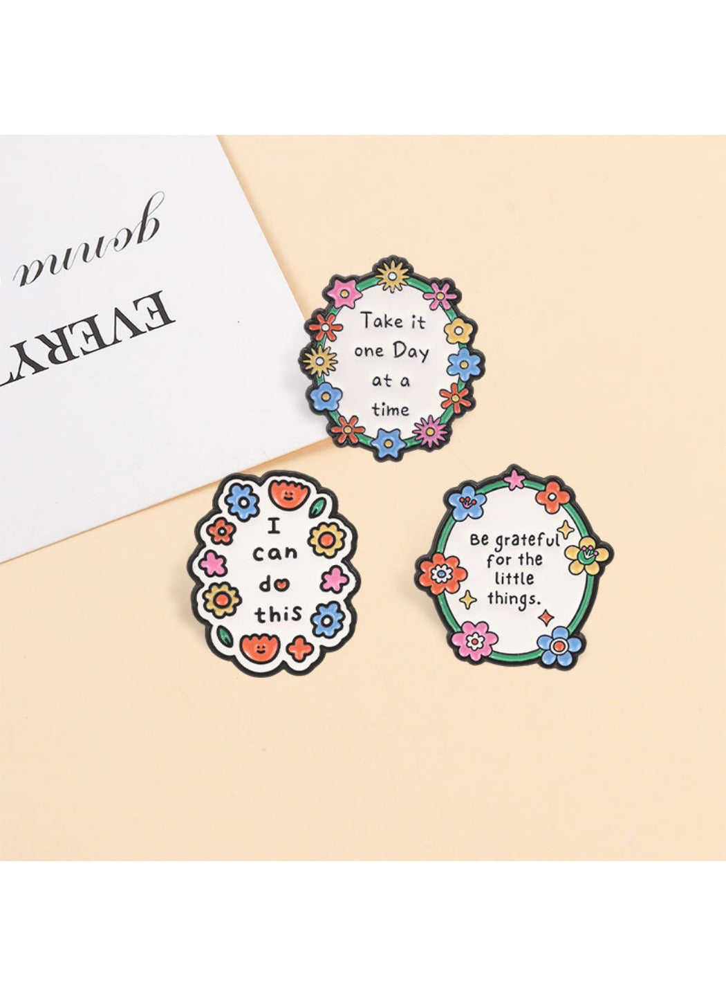 Pinori - Wreath Brooch Badge, Cute Cartoon Flower Wreath Pin