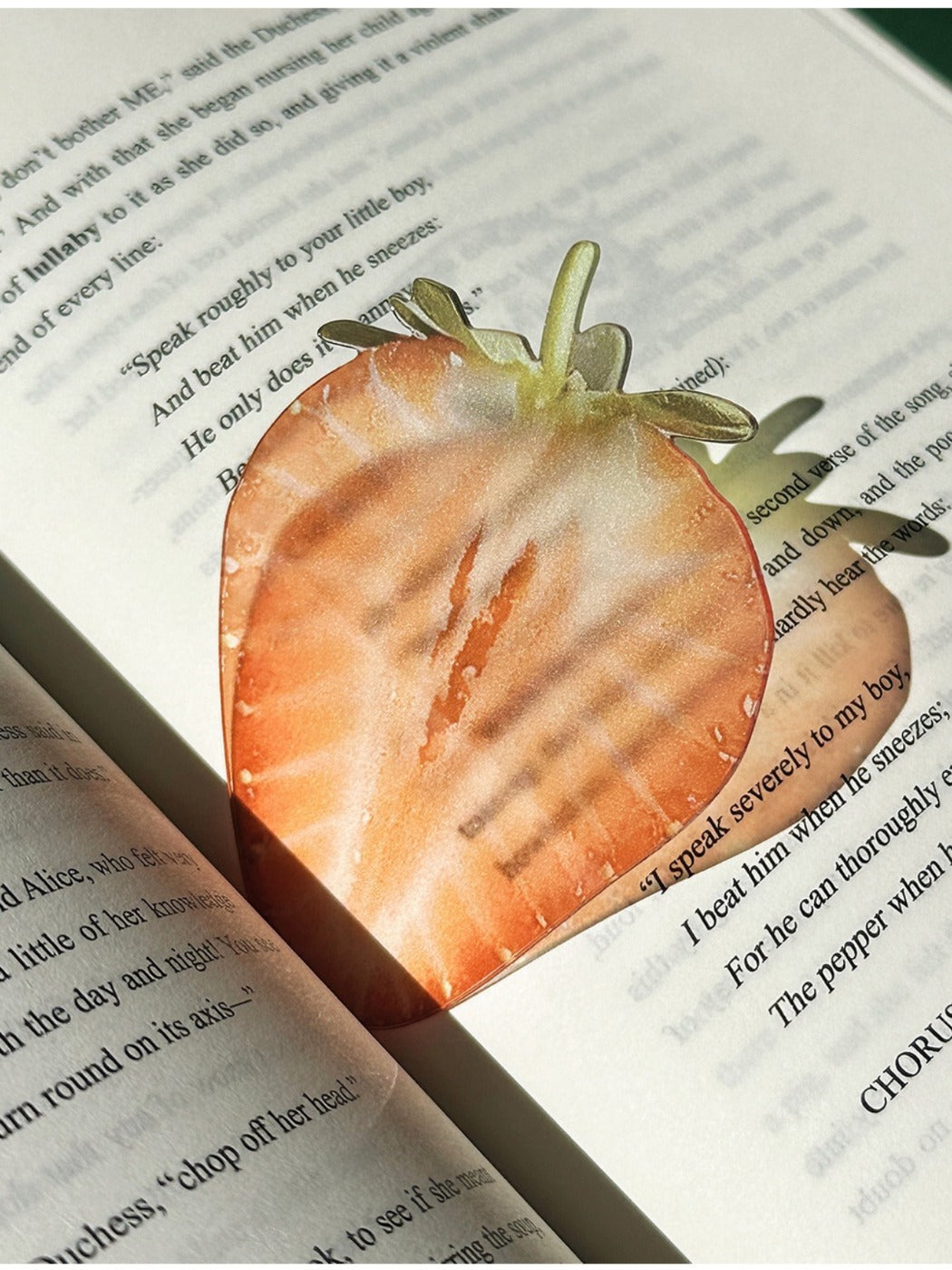 Markii - Cute Original Sliced Strawberry Fruit Acrylic Bookmark