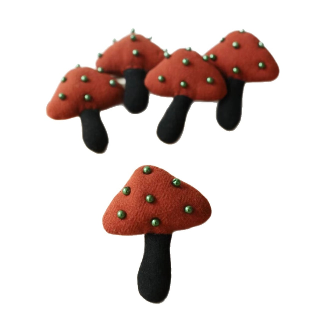 Pinori - Cute Red Mushroom Shaped Pin