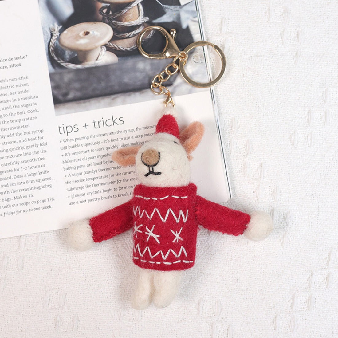 Handcrafted Wool Felt Cute Mouse Keychain