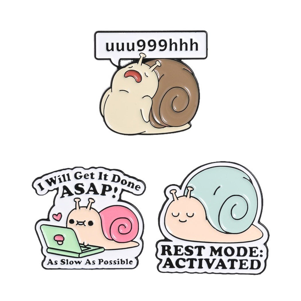 Pinori - Playful Snail Quote Cartoon Decorative Brooch