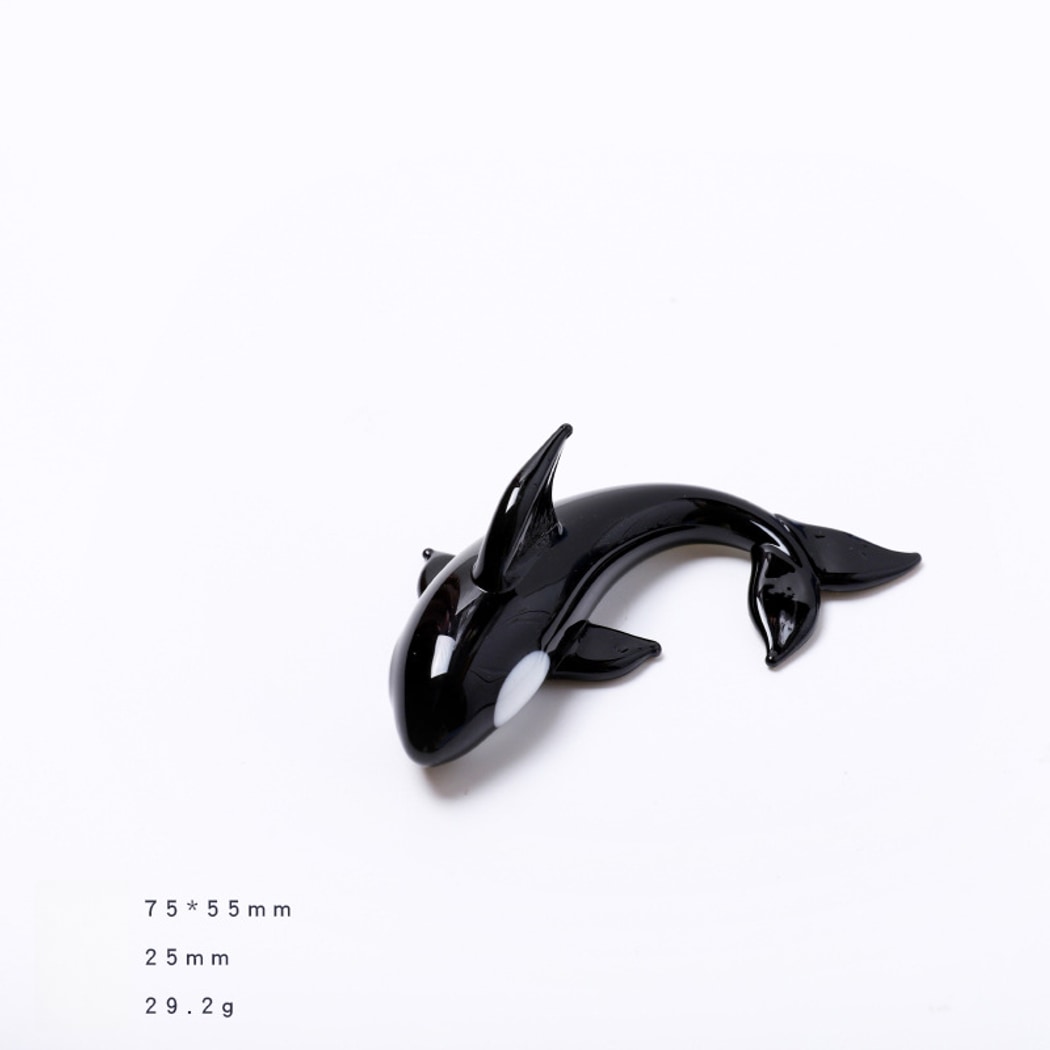 Glasira - Minimal Whale Display Ornament