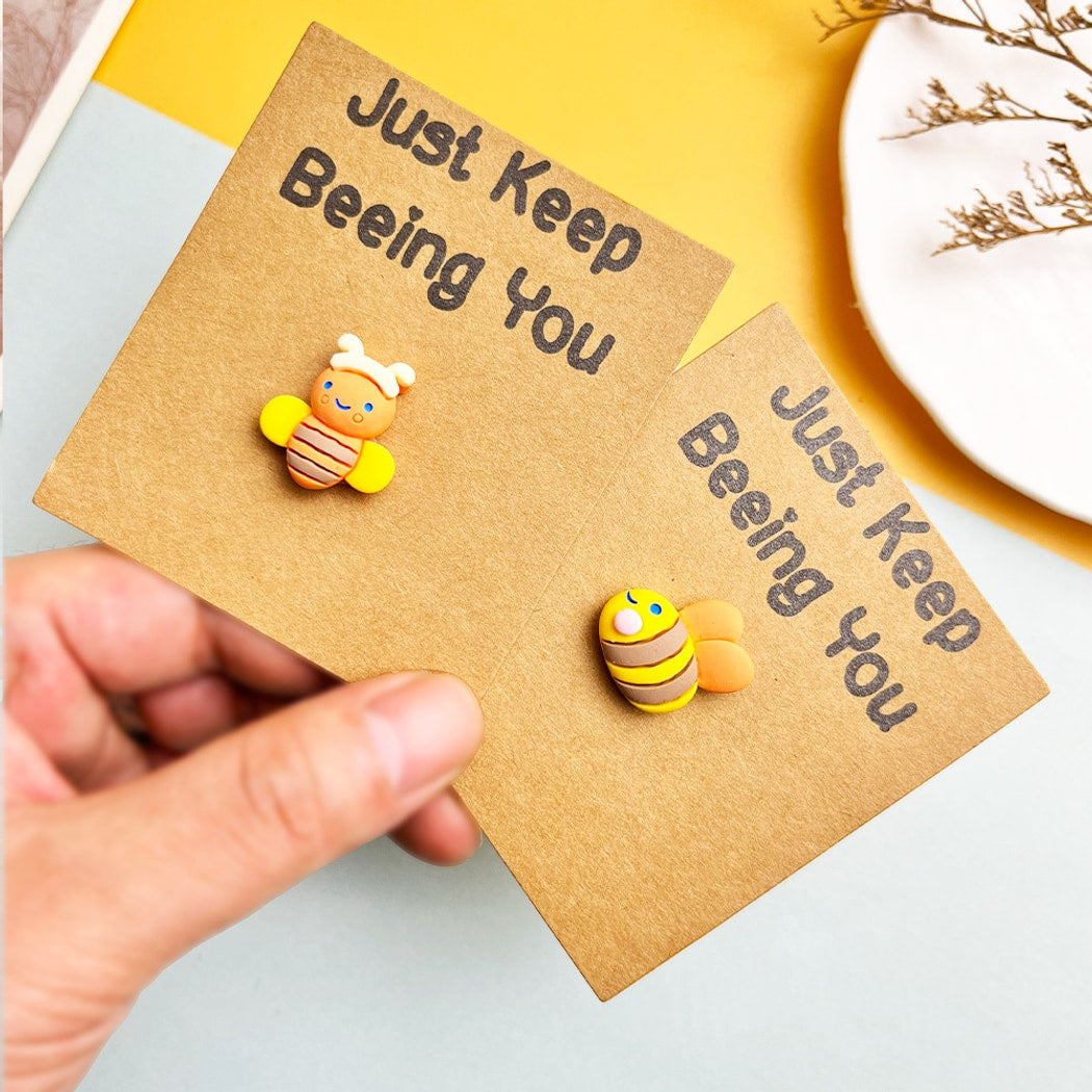 Taphug - Pocket Hug Bee Message Keepsake