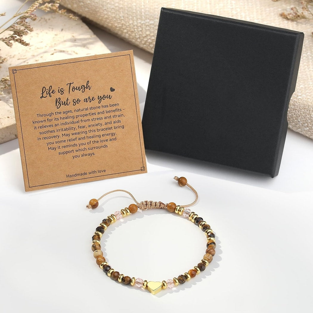 Emora - Minimalist Heart Decoration Beaded Bracelet