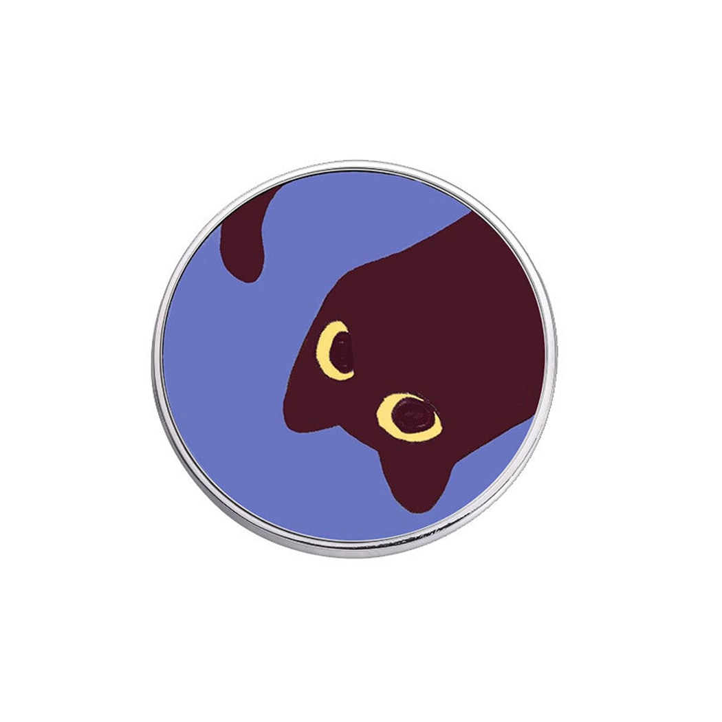 Pinori - Cat Face Graphic Round Decorative Pin