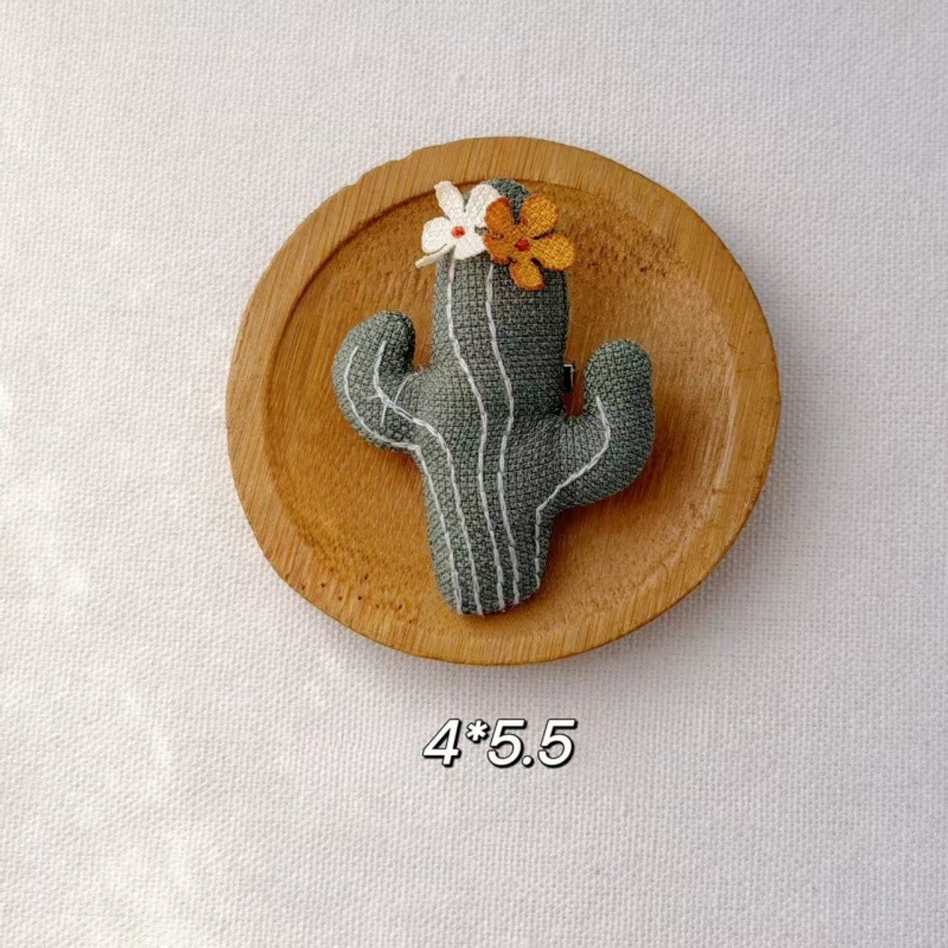 Pinori - Cute Playful Plant Theme Pin