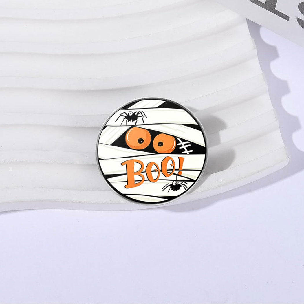 Pinori - Novelty Text Graphic Circle Brooch