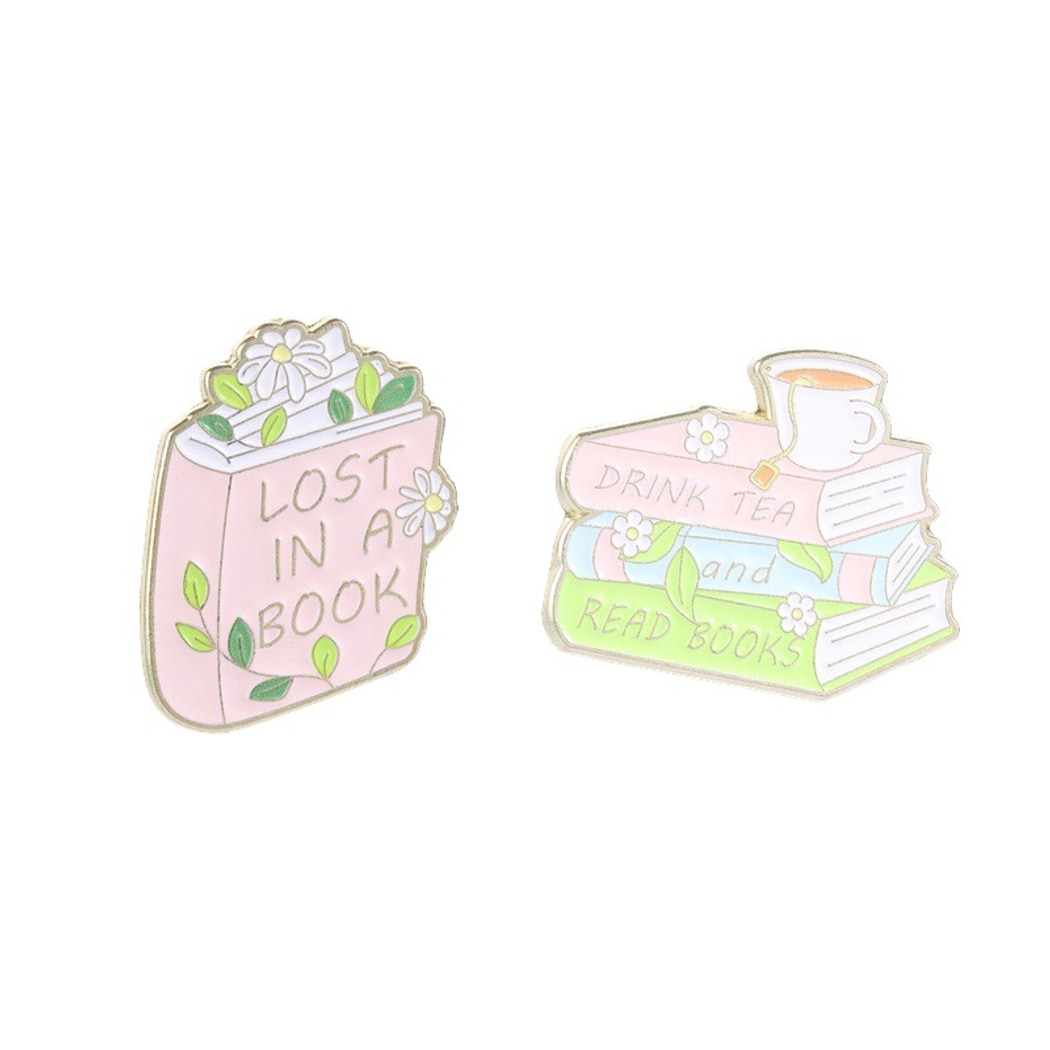 Pinori - Book Lover Daisy Enamel Pin