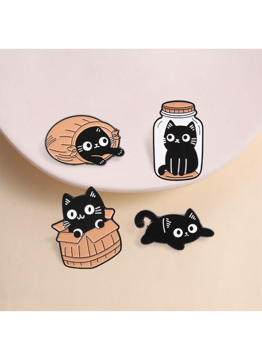 Pinori - Black Cat Brooch Badge, Cute Cartoon Kitty Pin