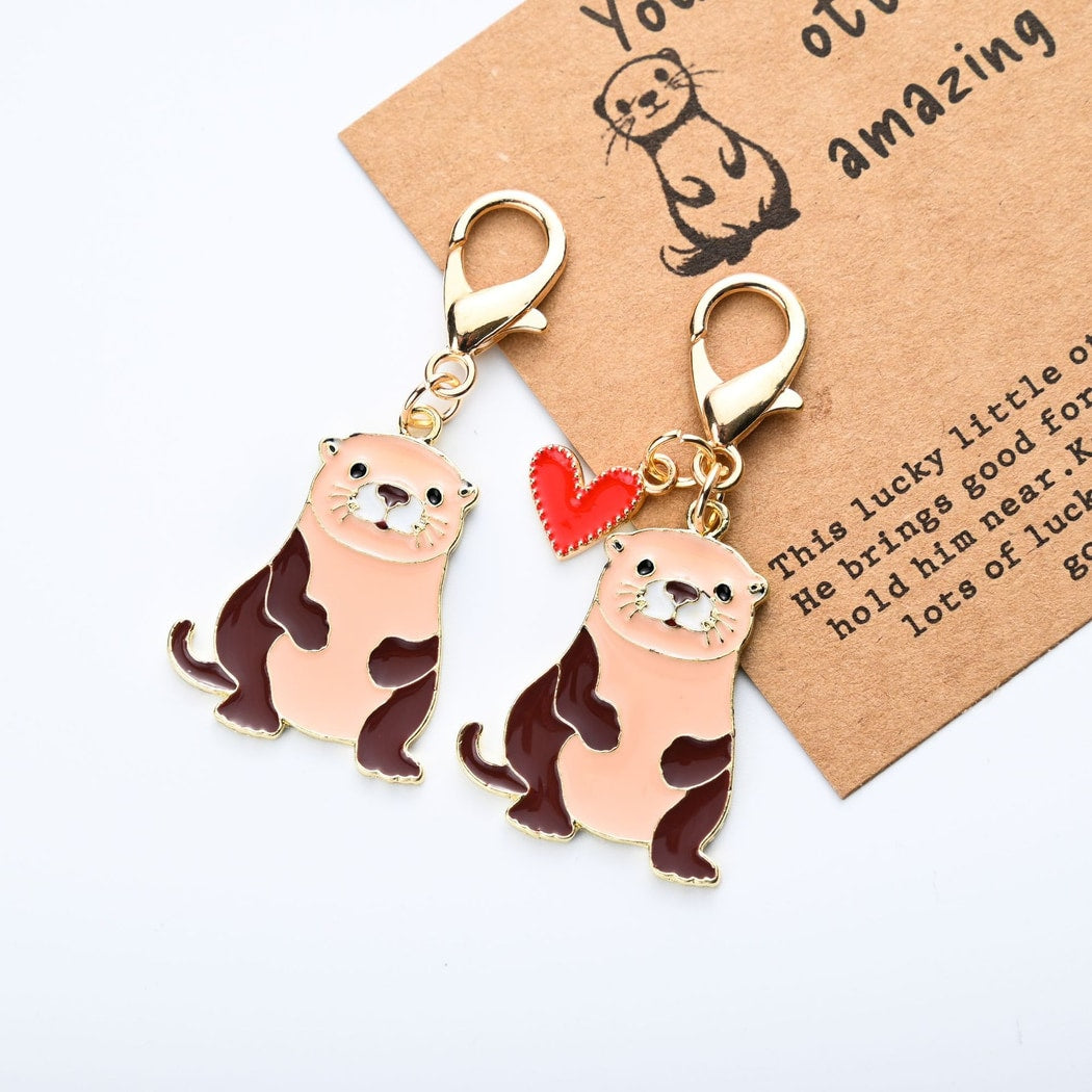 Taphug - Pocket Hug Cartoon Otter Keychain