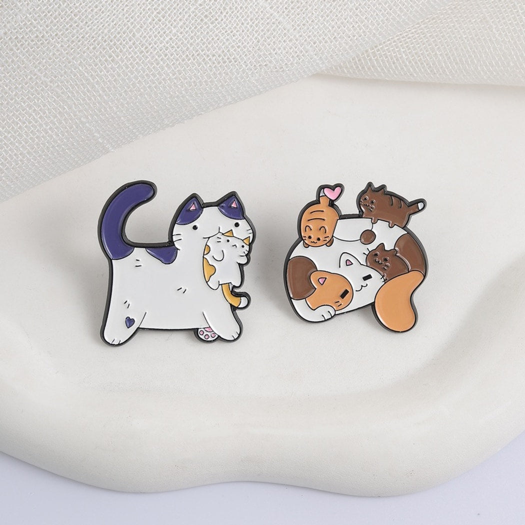 Pinori - Simple Animal Theme Cat Pin