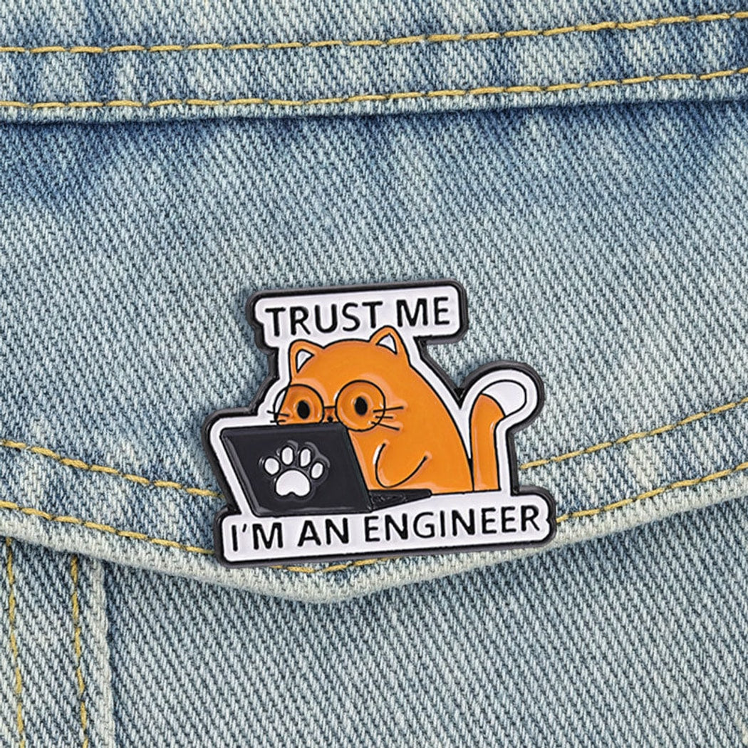 Pinori - Engineer Cat Brooch