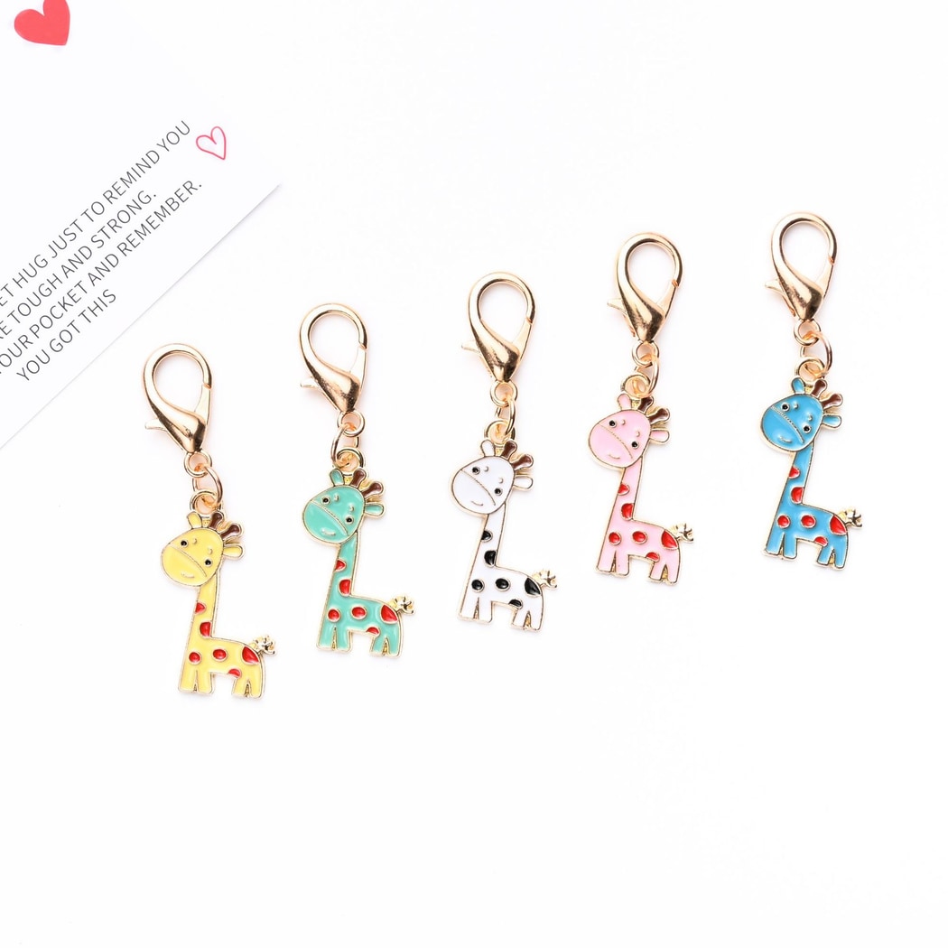 Taphug - Cute Pocket Hug Giraffe Keychain