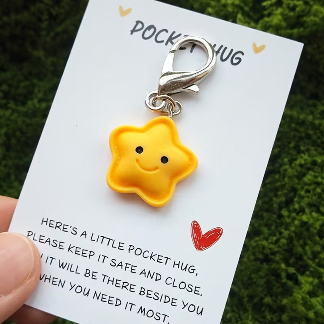 Taphug - Pocket Hug Smiling Star Keychain Set