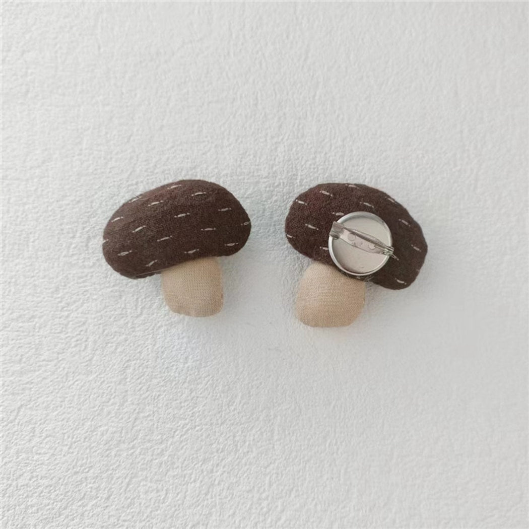 Pinori - Cute Mushroom Motif Decorative Pin