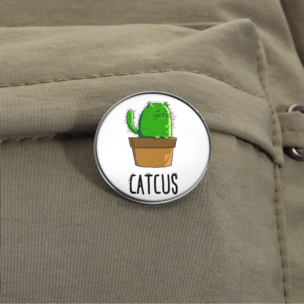 Pinori - Cactus Cat Graphic Round Decorative Pin