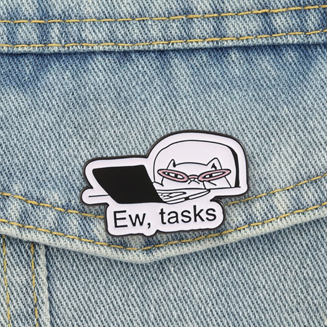 Pinori Tired Cat Enamel Pin
