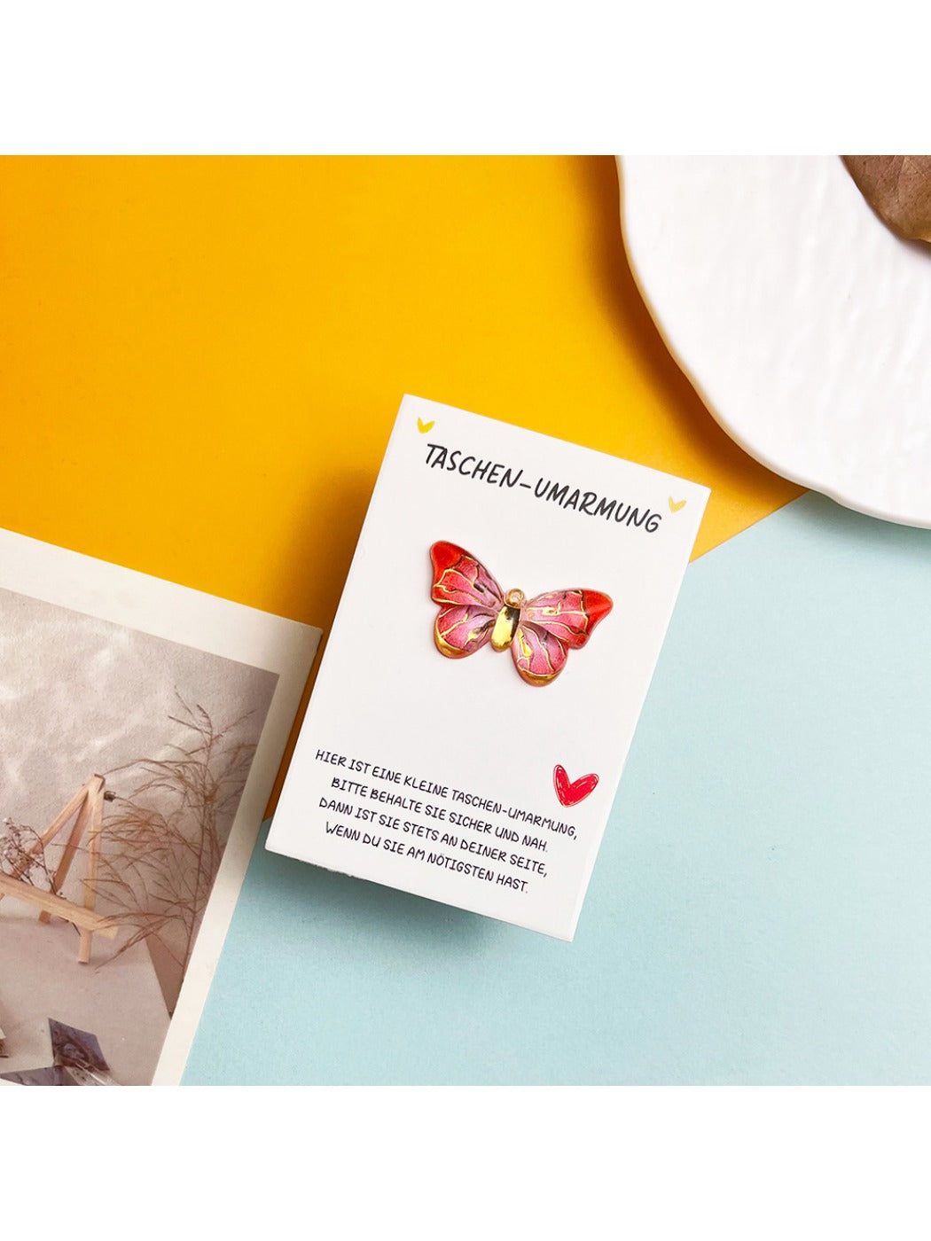 Taphug DIY Gradient Butterfly Pocket Hug Card with envelope on white background