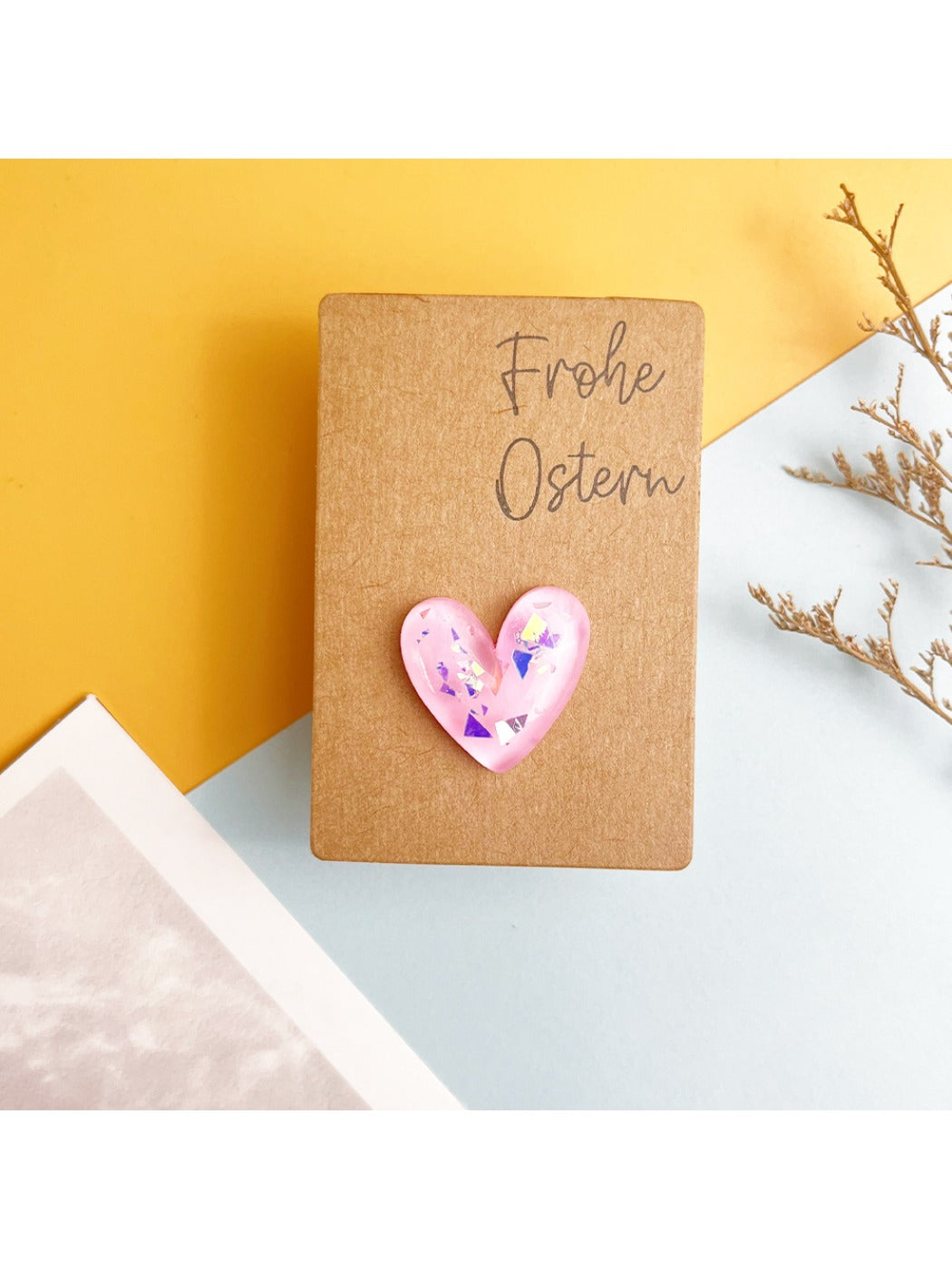 Gift box packaging for the Taphug DIY Heart Resin Pocket Hug kit