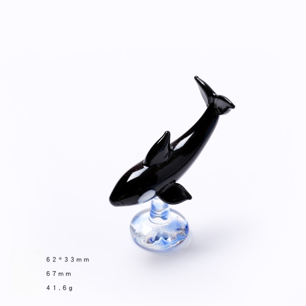 Glasira - Minimal Whale Display Ornament