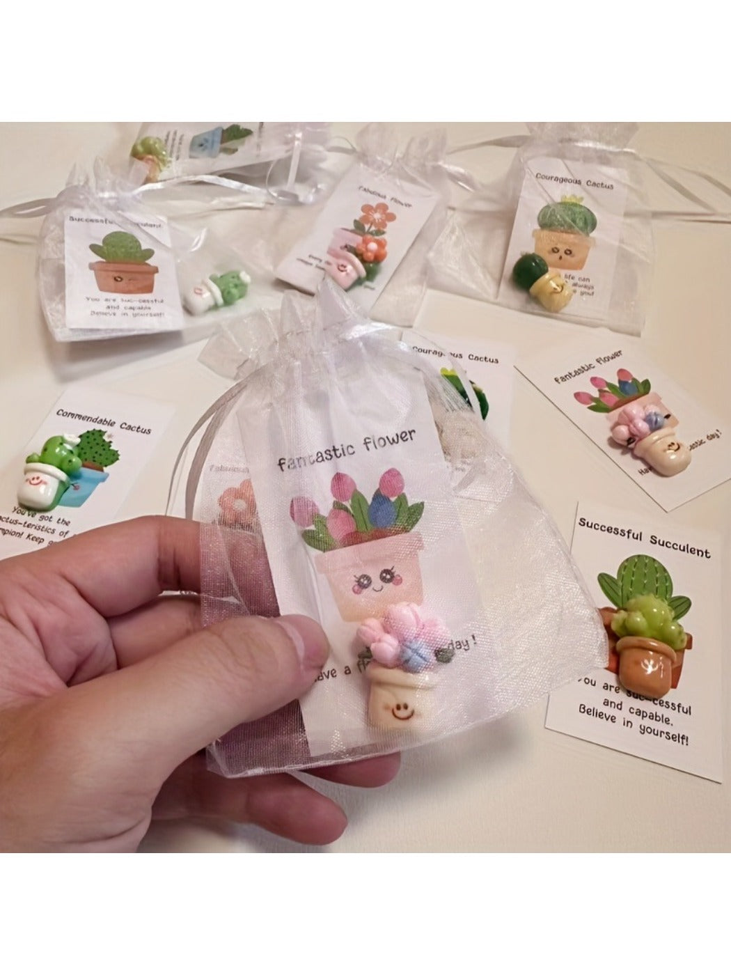 Taphug 10PCS Garden Appreciation Set with Thank You Card displayed on a wooden surface