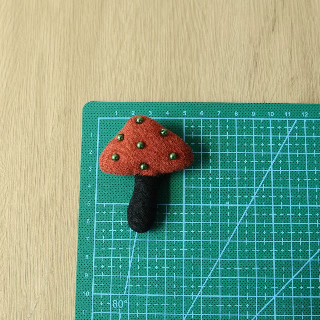 Pinori - Cute Red Mushroom Shaped Pin