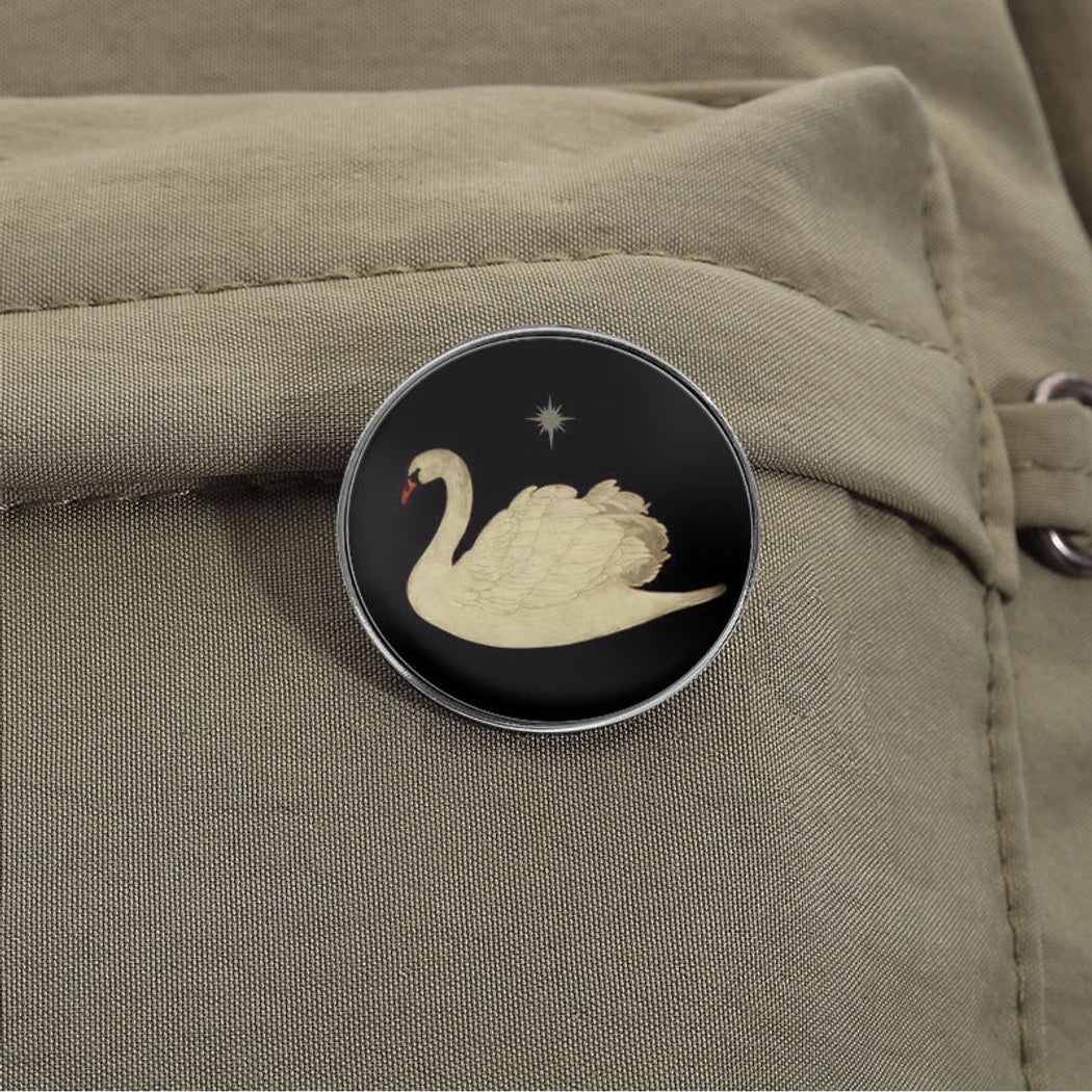 Pinori - Round Swan Motif Decorative Lapel Pin