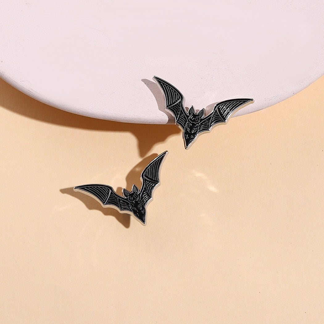Pinori - Halloween Punk Style Bat Shape Pin