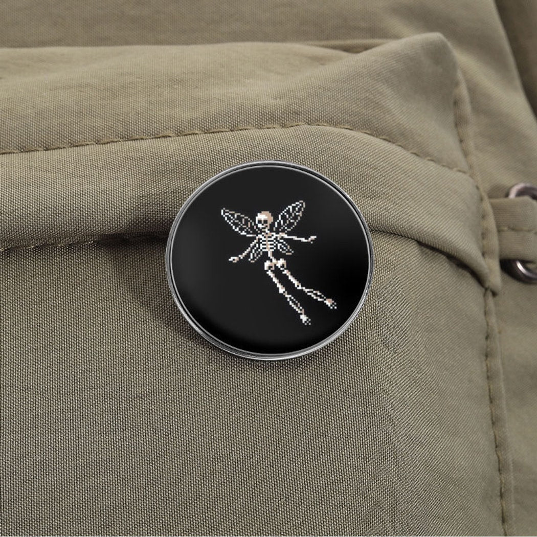 Pinori - Minimal Skeleton Graphic Decorative Pin
