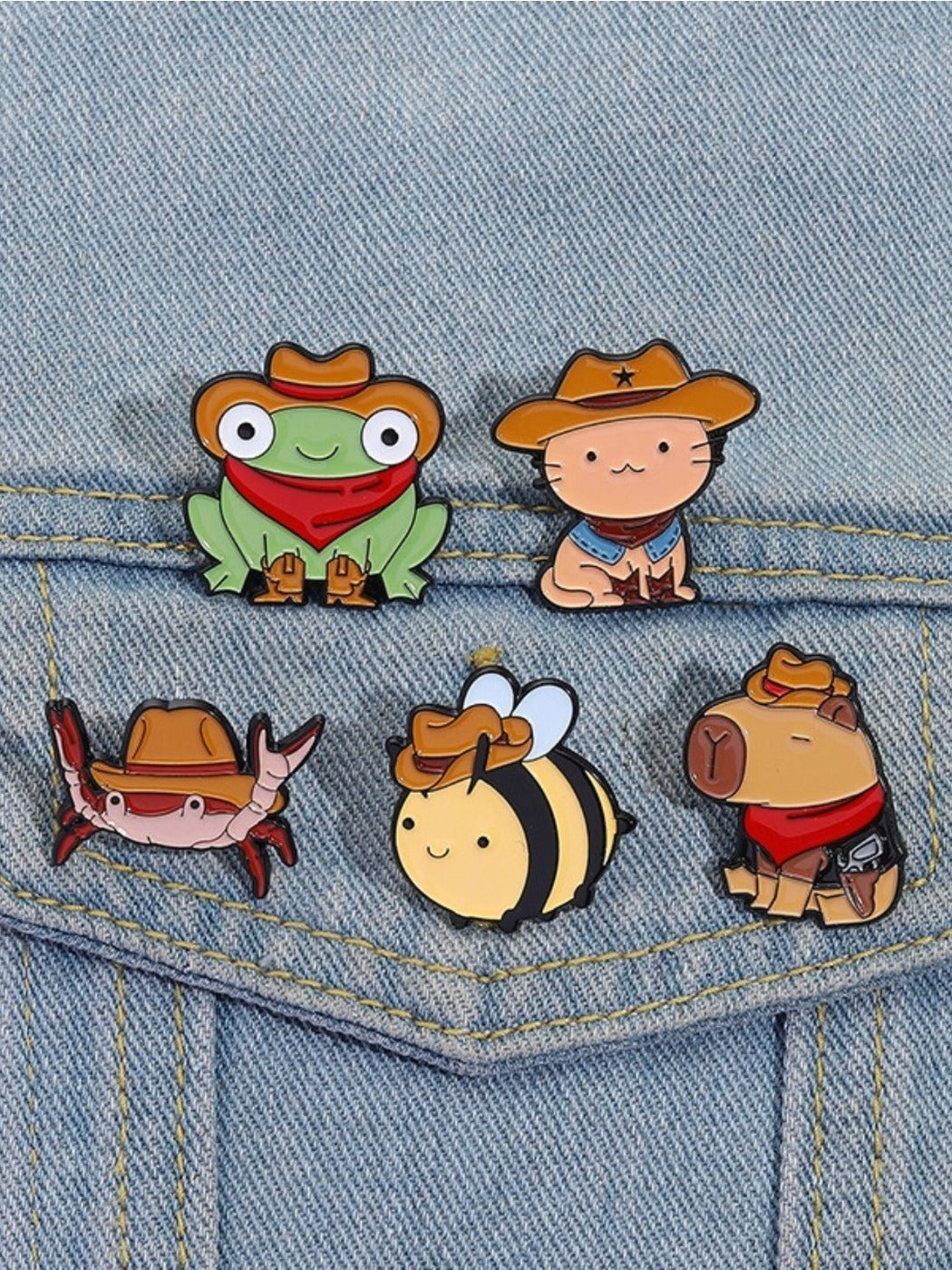 Pinori - Fashion Cowboy Critter Brooch